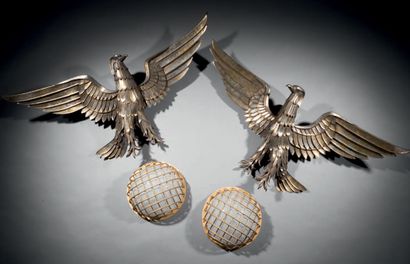 TRAVAIL FRANÇAIS Pair of Eagle sconces in chased and welded gilt patinated metal,...