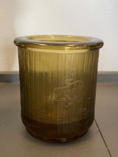 Émile GALLÉ (1864-1904) & ESCALIER DE CRISTAL A grooved tubular vase with hemmed...