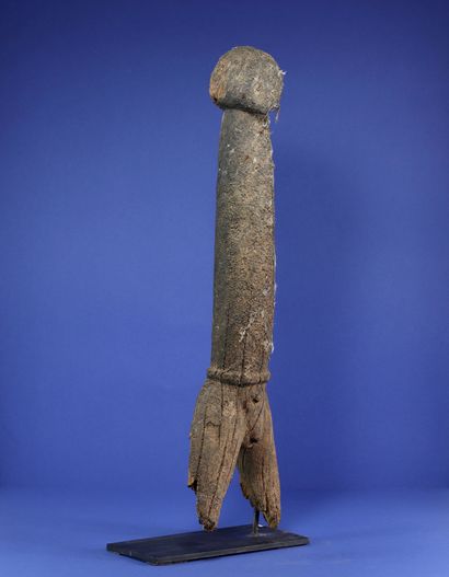 null 
Kpin-seblà effigy representing a male ancestor, the head resting on a tubular...