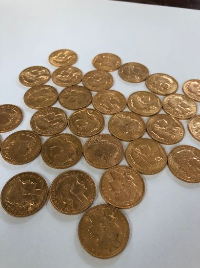  Lot of gold coins including 29 coins of 20 F gold with the rooster of Chaplain 1907x18...