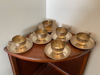 null Set of six cups
and saucers in silver 950°°°
Decorated with foliage
XIXth century
P.1000g....