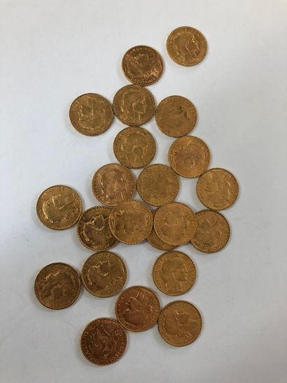  Lot of gold coins including 22 coins of 20 F gold with the rooster of Chaplain:...