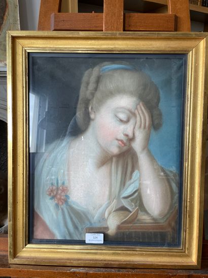 D'apr?s Jean-Baptiste GREUZE (1725-1805) 
Jeune fille pleurant son oiseau
Pastel...