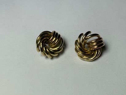 null 
Pair of ear clips with knots, two 585°/°° gold, Weight: 12,73g.
