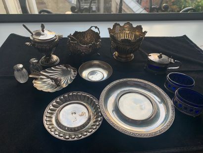 Lot in silver 800 and 925 thousandths including:...