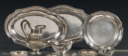  Set of silver platerie plain 800 thousandths model ribboned foliage comprising:...
