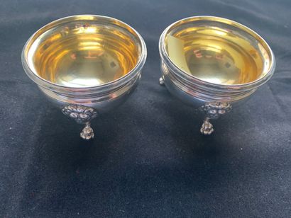  Pair of round and tripod silver salad bowls 950 thousandths stamped of a coat of...