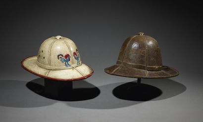 null Two Baule helmets
Ivory Coast
Wood and polychromy
L. 37 cm - H. 20 cm
Two helmets...