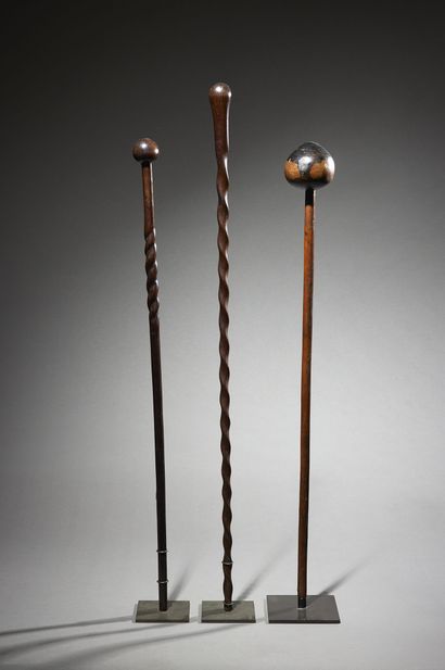 Two Zulu artifacts South Africa Wood H. 77...