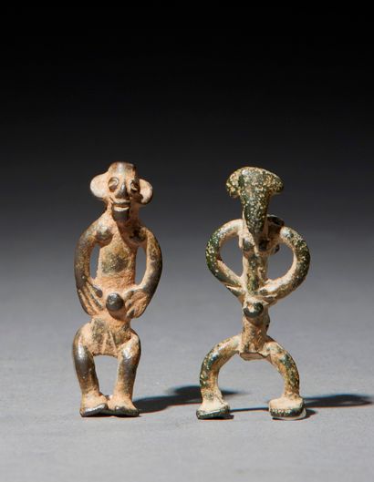  Two Lobi statuettes Burkina Faso Bronze H. 4,5 cm each Set of two statuettes probably...