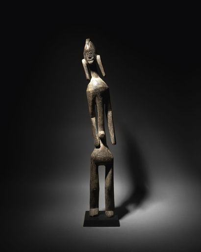 null Figure Mumuyé, Nigéria
Bois
H. 89, 5 cm
Mumuye figure, Nigeria
H. 35 1/4 in
Selon...