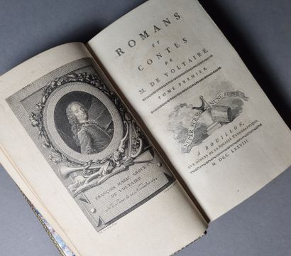 null VOLTAIRE, Romans et contes. Bouillon, Aux dépens de la Société typographique,...
