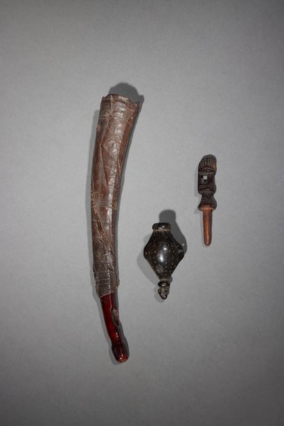 null Trois artefacts

Congo RDC

Ivoire, cuir et bois

H. 9,5 à 35 cm



Ensemble...