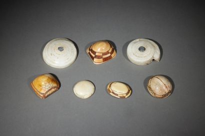 null Seven omakipa ornaments, Cuanhama

Namibia

Ivory, shell and metal

L. 4.5 to...