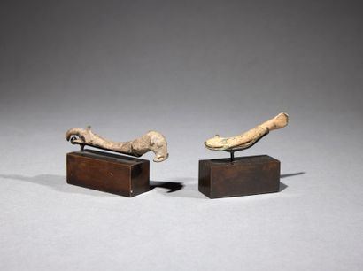 null Deux artefacts Gan

Burkina Faso

Bronze

L: 6,1 à 7,5 cm



Ensemble de deux...
