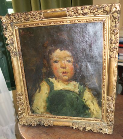 Ecole vers 1900, Altamura Portrait of a child Oil on canvas signed in the upper left...