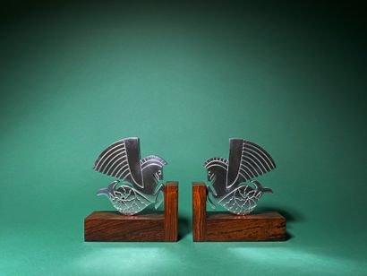 null Advertising work La crevette d'Air France Pair of bookends in chromed metal...