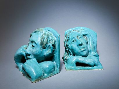 null Pamela STEWART (XX-XXIth century) Heads, 2009 Pair of turquoise-glazed ceramic...