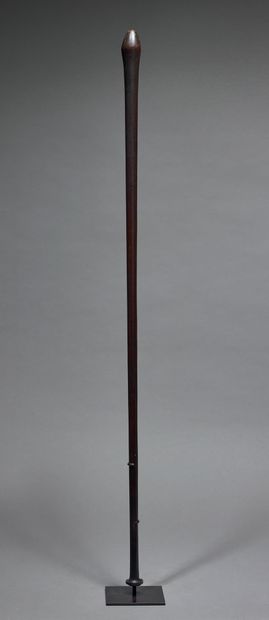 Bâton de prêtre Tonga Bois L. 115 cm Provenance...