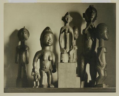 Charles Sheeler (1883-1965) African Negro Statuettes, vers 1918
Tirage argentique...