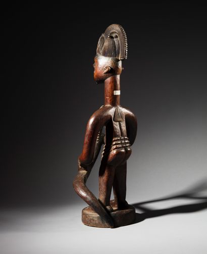 null Statue Yoruba, Nigéria
Bois, pigments
H. 68 cm
Provenance :
- Ancienne collection...