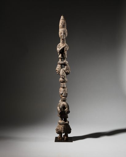 null Poteau Yoruba, Nigéria
Bois, matière sacrificielle
H. 89 cm
Provenance :
- Ancienne...