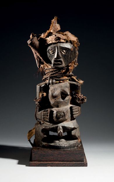null Statue fétiche Songye, République démocratique du Congo
Bois, cornes d'antilope,...