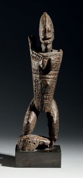 null Statuette Dogon, Mali
Bois
H. 30,5 cm
Provenance :
- Hélène Leloup, acquis dans...