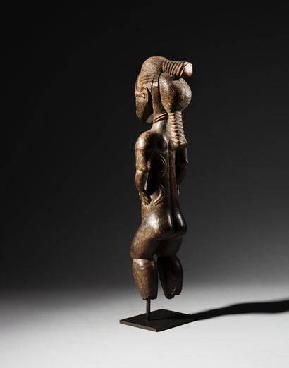 null Blolo-bla statue, Baule,
Ivory Coast
Wood
H. 48 cm
Provenance :
- Former Rodriguez...