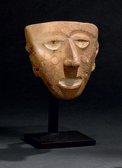 null Important masque pendentif Culture Teotihuacan, Etat du Guerrero, Mexique Protoclassique,...