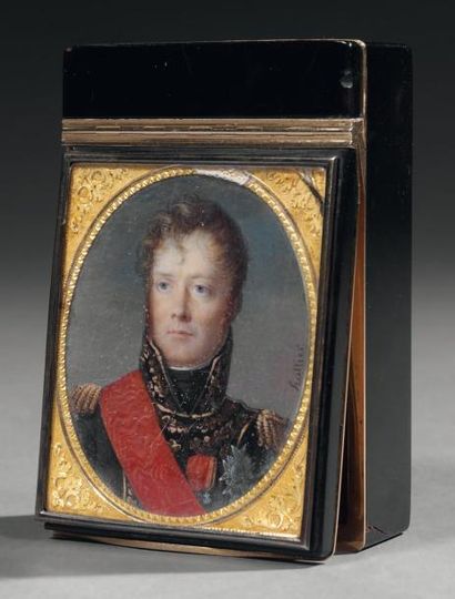 Jean-François HOLLIER (1772-1845) Le maréchal Ney Portrait en miniature de forme...