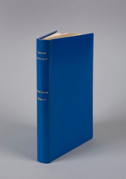 BECKETT (Samuel). Malone dies. Paris, Éditions de Minuit, 1951, in-12, royal blue...