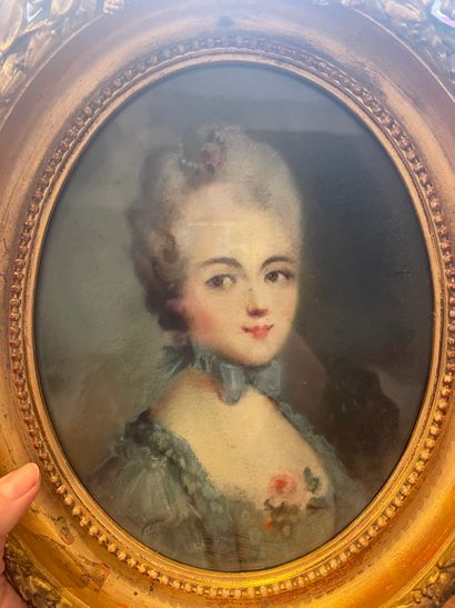 Dans le goût du XVIIIème siècle - Portrait d'une jeune femme
Pastel ovale Dans un...