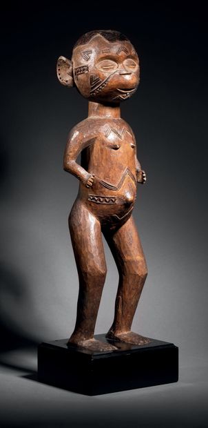 Ɵ Makonde Standing Female Figure, Mozambique
19th...