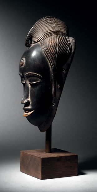 Gouro mask, Ivory Coast
Wood
H. 28 cm
Restorations
Guro...