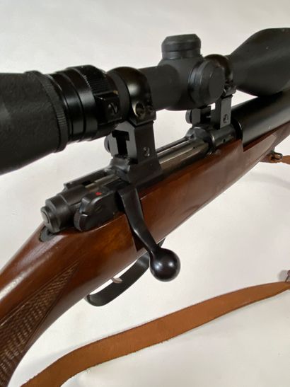 null CZ 527 bolt action rifle, 222 Rem. 56 cm "Custome Silence" barrel. Half-pistol...
