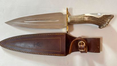 null Muela SERRENO hunting knife, deer antler handle. With sheath. Total length:...