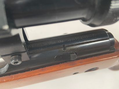 null Carabine Walther Ulm Do Sportwaffen, calibre 22 LR. Canon de 56,5 cm. Crosse...