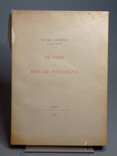 null PARIS. — LAVEDAN (Henri). De Paris au bois de Boulogne. Paris, Imprimé pour...