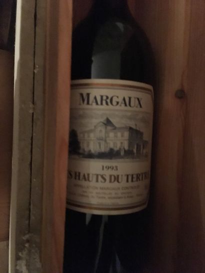 null Lot de bouteilles de vin
Dont château Calon-Ségur 1991 et château Pape Clément...