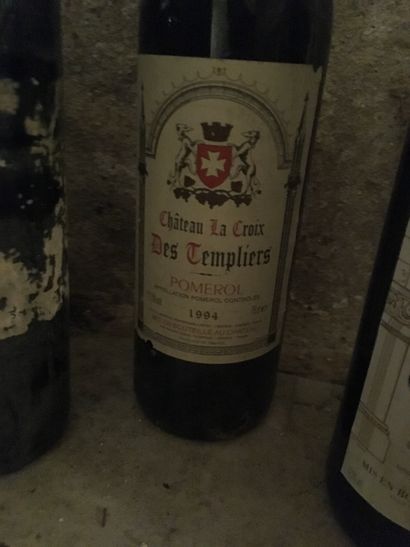 null Lot de bouteilles de vin
Dont château Calon-Ségur 1991 et château Pape Clément...