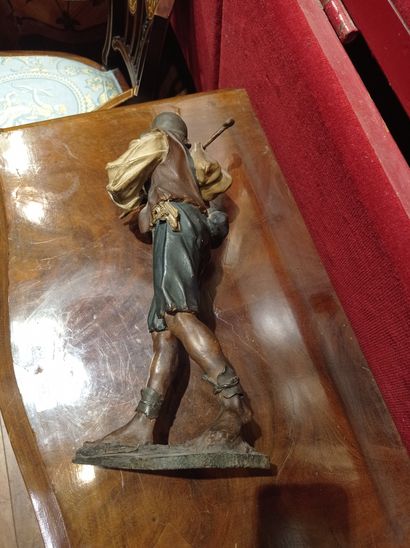ECOLE NAPOLITAINE DU XIXème SIECLE Figure de crèche
Statuette en terre cuite polychromée
H.41...