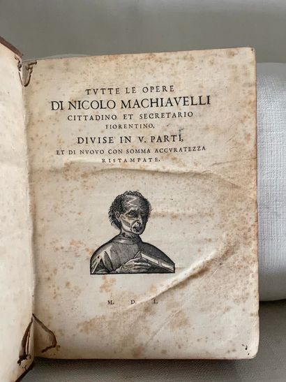 null The works of Machiavelli 1 volume
Leather binding with ribbed spine.
(Damage...