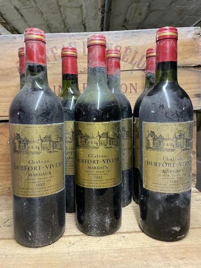 null 
7 Blles (rouge) Château Durfort-Vivens, 1982

2eme Grand cru classé Margaux

Niveaux...