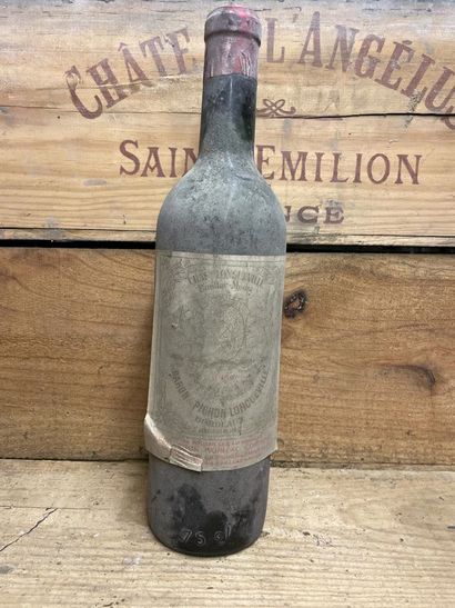 null 1 Blle (rouge) Pichon Longueville Baron, 1959 2eme Grand cru classé Pauillac
Niveau...