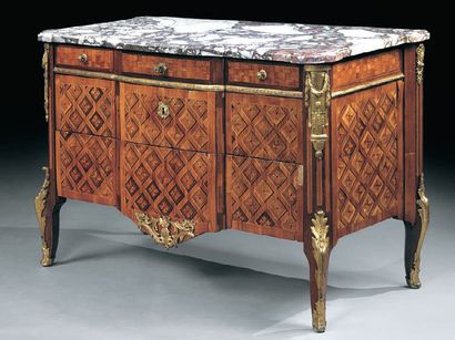 null Commode réalisée pour Marie-Antoinette à Fontainebleau,
exécutée sous la direction...