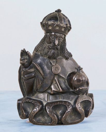  Buste de Dieu le Père en bronze patiné, élément. Émergeant d'une nuée et coiffé...