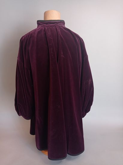 SAINT LAURENT Rive Gauche Purple velvet jacket
Size 38