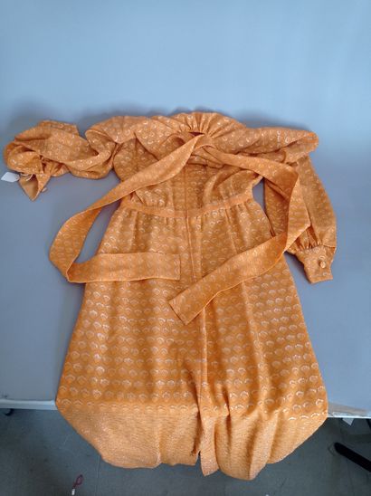 DIOR Boutique Robe orange à motifs stylisés argentés