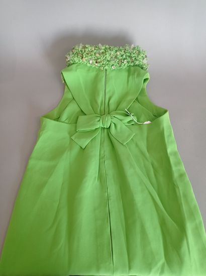 Christian DIOR Boutique Apple green dress